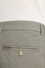 Pantaloni chino verdi-Dan John