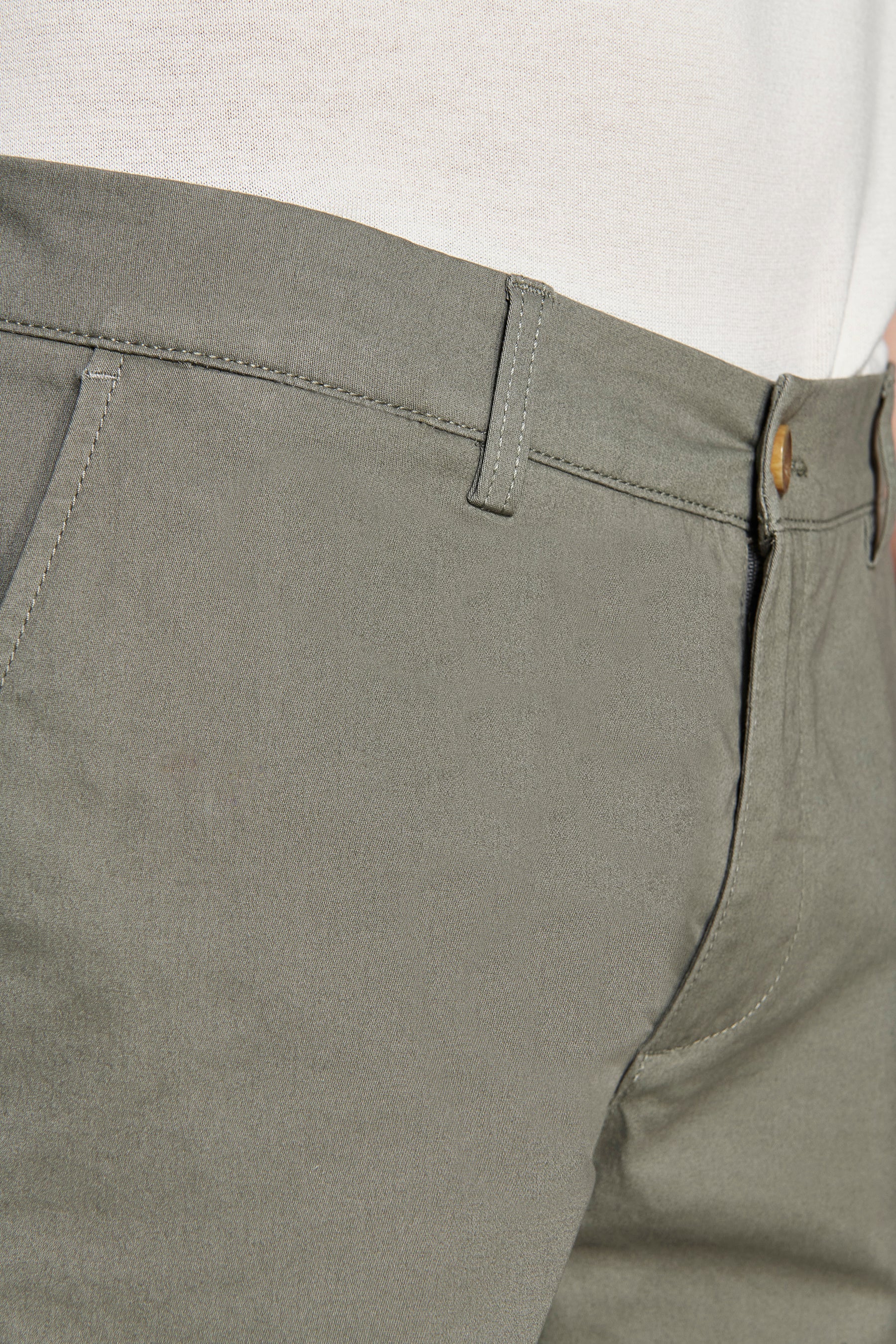 Bermuda chino basic in cotone verde-Dan John