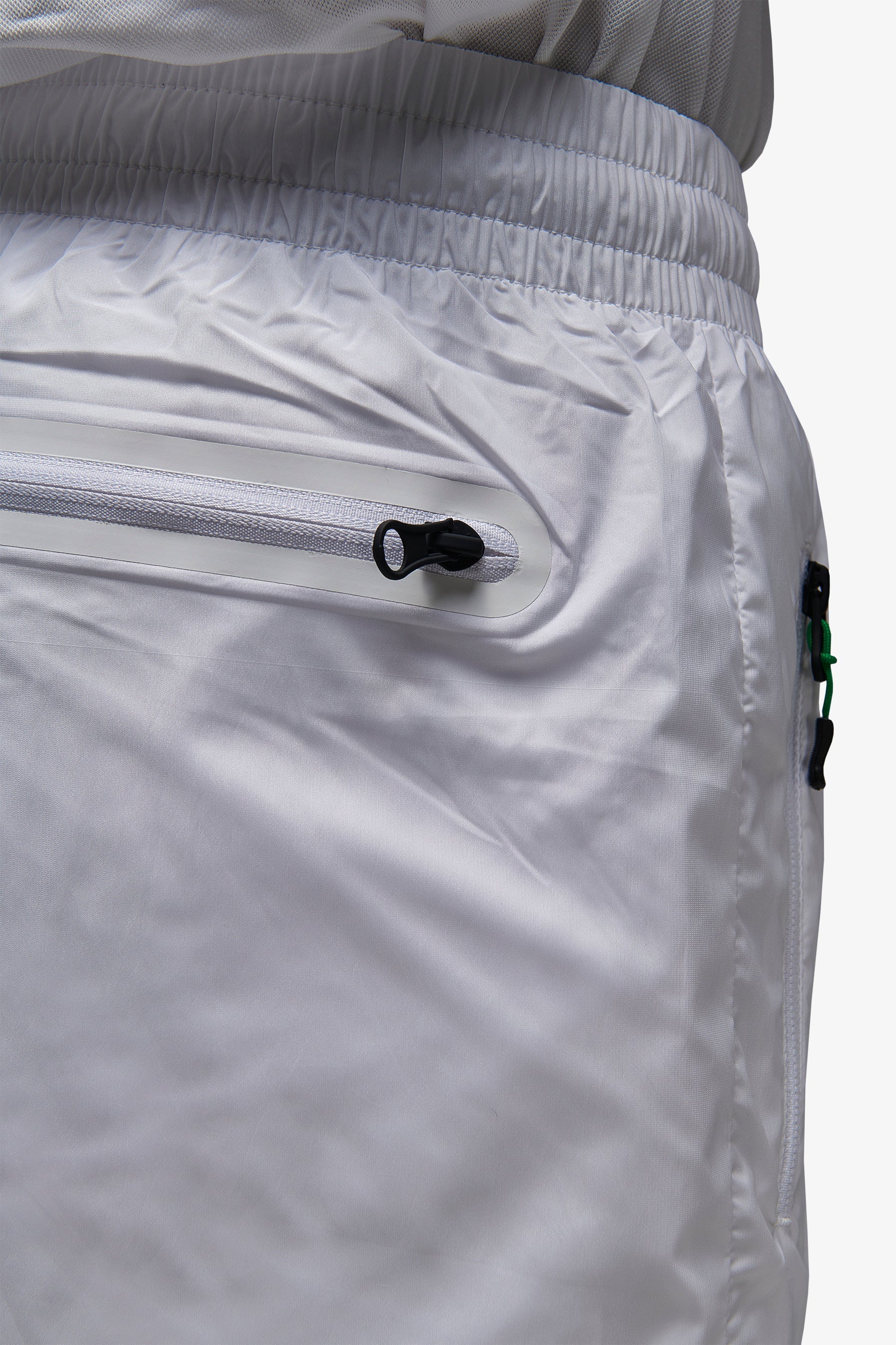Bermuda tecnico con tascone bianco DNJ-Dan John