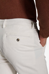 Pantaloni chino in velluto bianco-Dan John
