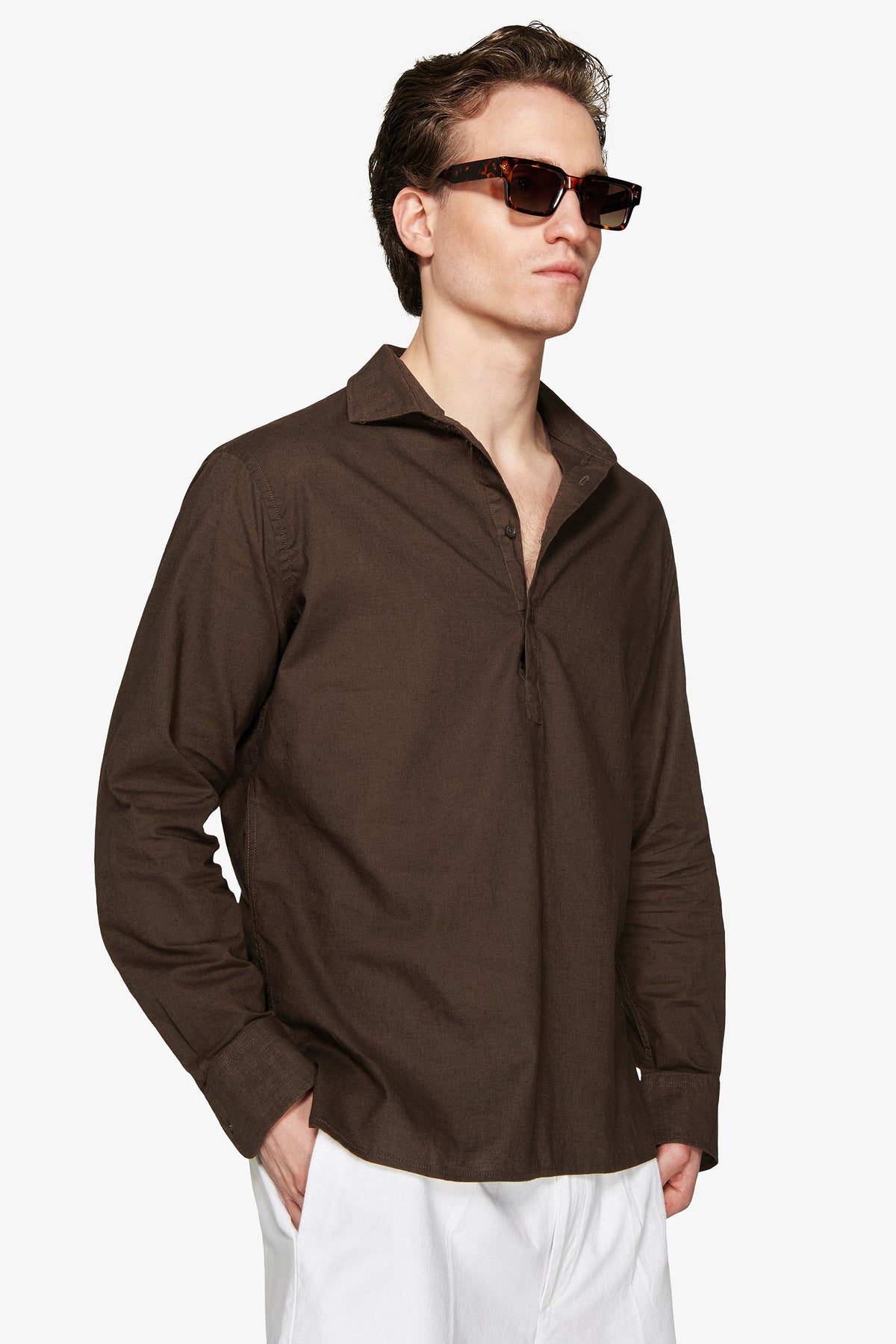 "Volume" dark brown linen blend chesterfield shirt