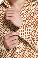 Linen blend shirt with tobacco circle print