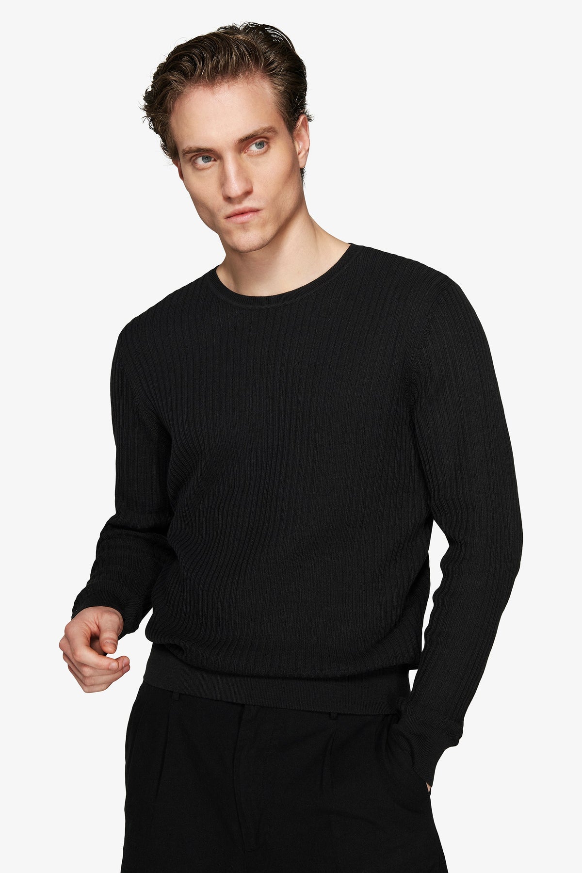 Maglia girocollo misto lino nera-Dan John