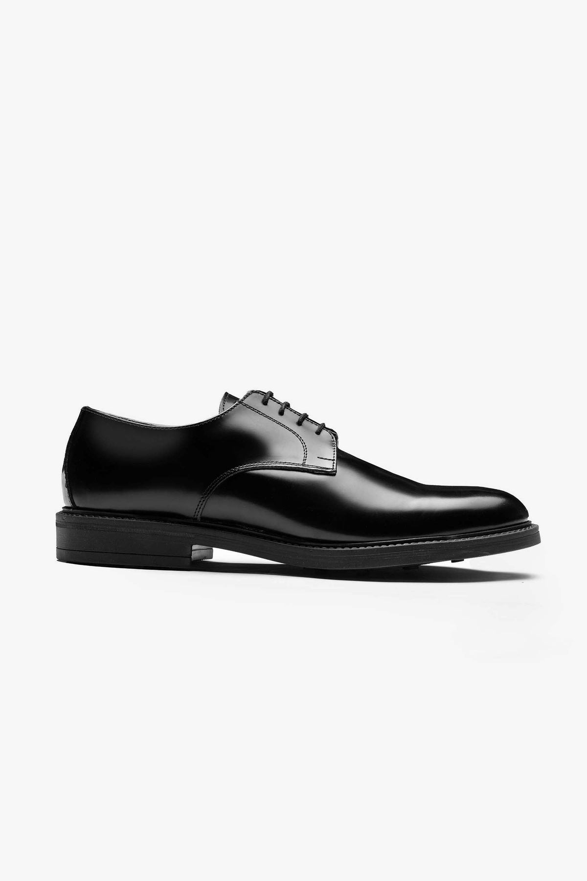 Classic black derby shoe