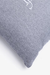 Cuscino medium con ricamo piccolo grigio-Dan John