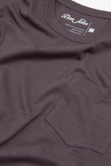 T-shirt girocollo con taschino melanzana-Dan John