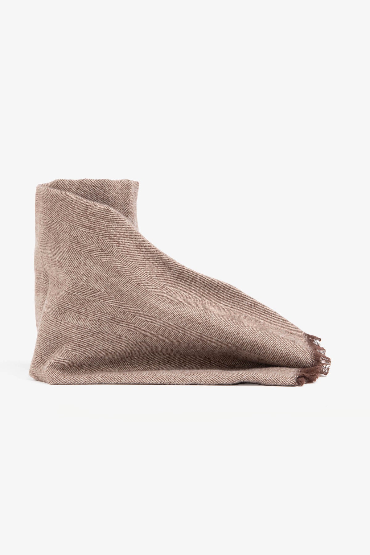 Beige herringbone jacquard scarf