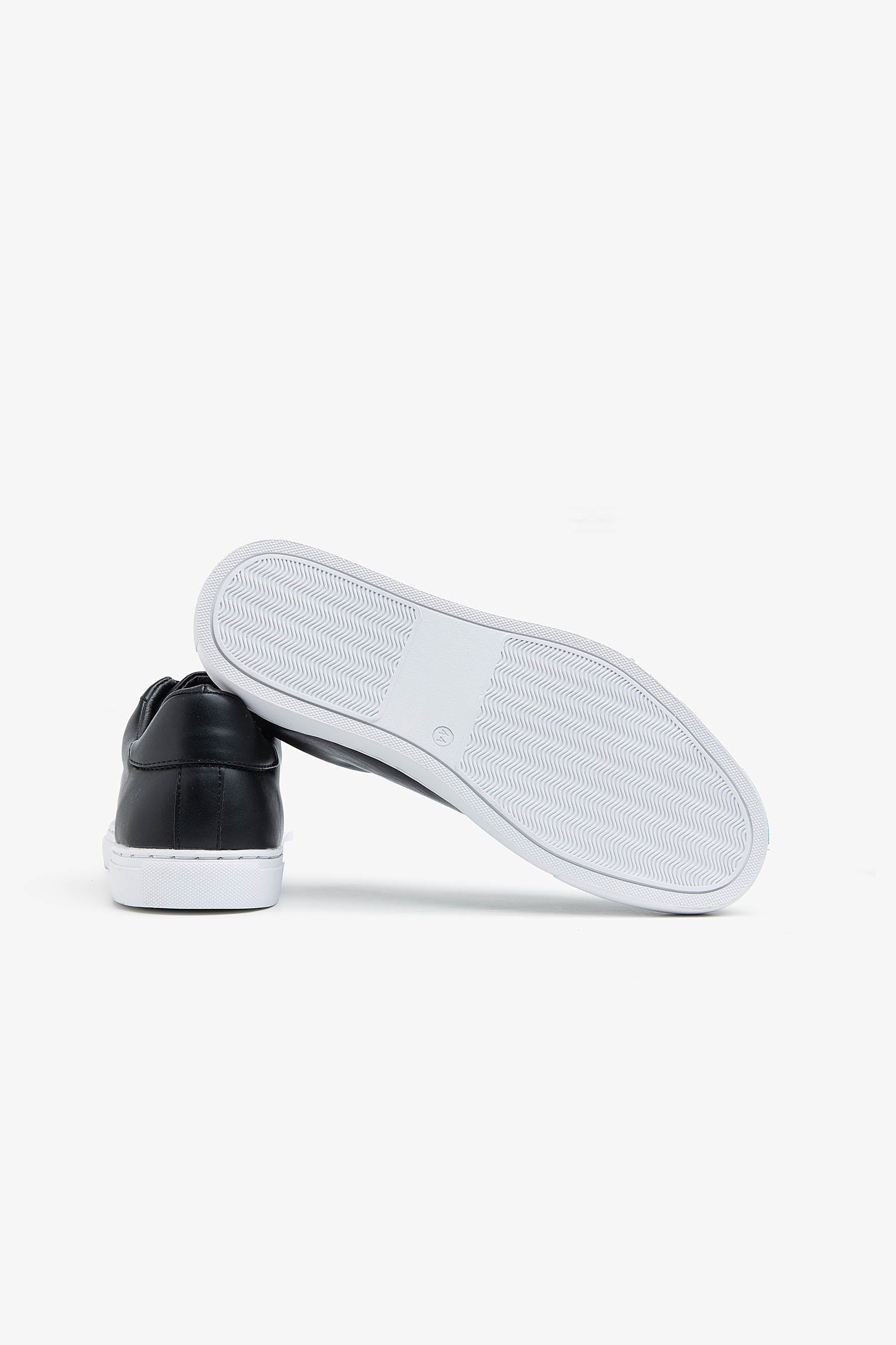 Sneakers in ecopelle nera-Dan John